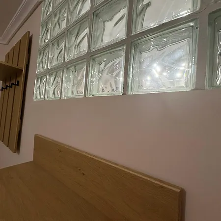 Jordan's 27 Apartment *